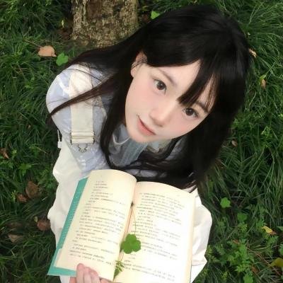 人妻的嘴唇尝起来有罐装沙瓦的味道